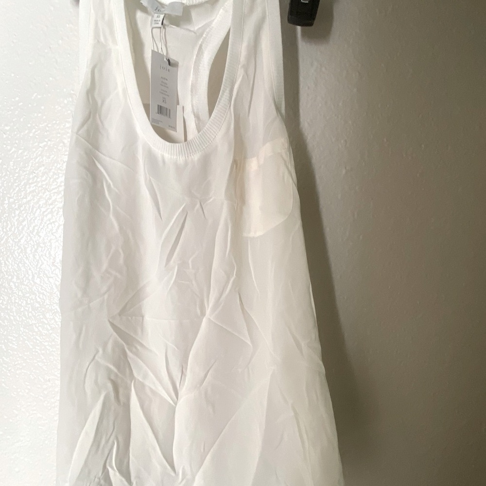 Short sleeve white blouse